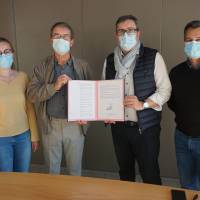 Signature de l'arrêté anti-pesticide