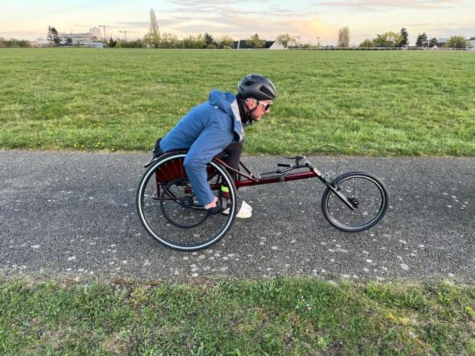 Un Villeparisien participe aux sélections Sports & vie associative nationales de para-triathlon