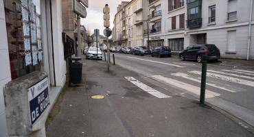 Stationnement rue de Ruzé