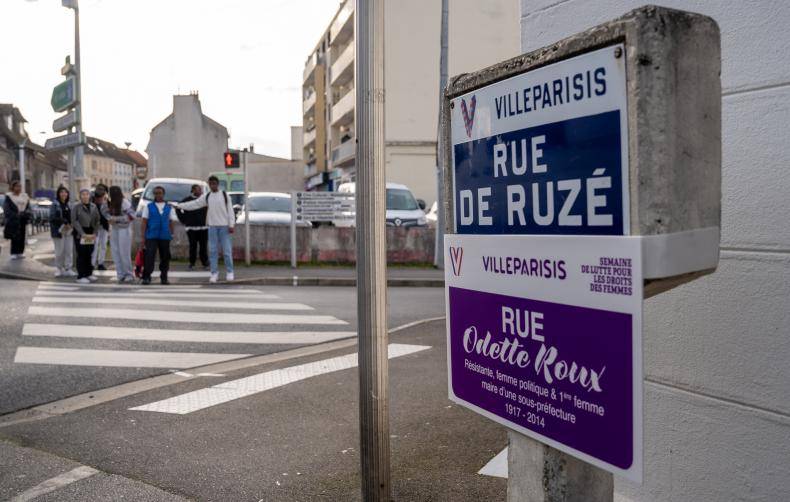 Plaques de rues-semaine de lutte de droits des femmes 2024