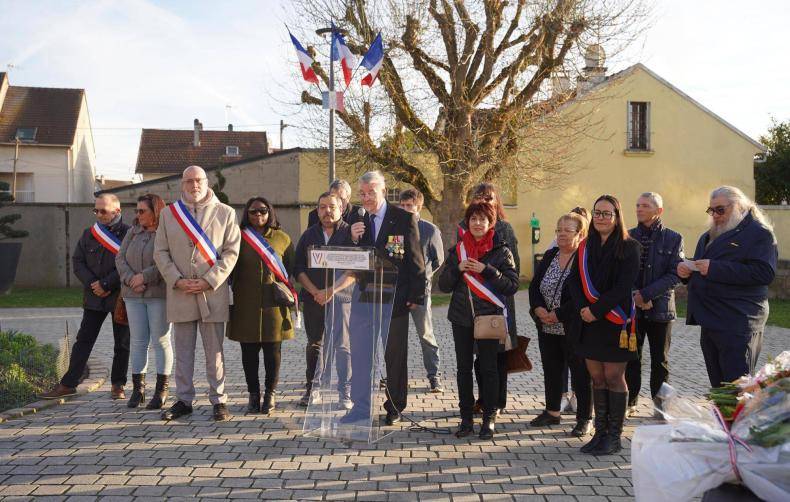 La journée nationale est fixée au 19 mars, jour anniversaire du cessez-le-feu en Algérie. Cette journée permet de commémorer les accord d'Évian du 18 mars 1962, de rassembler  et rendre hommage à toutes les victimes civiles ou militaires qui sont tombées durant la guerre d'Algérie et les combats du Maroc et de la Tunisie. Plusieurs cérémonies commémoratives sont organisées dans toute la France.